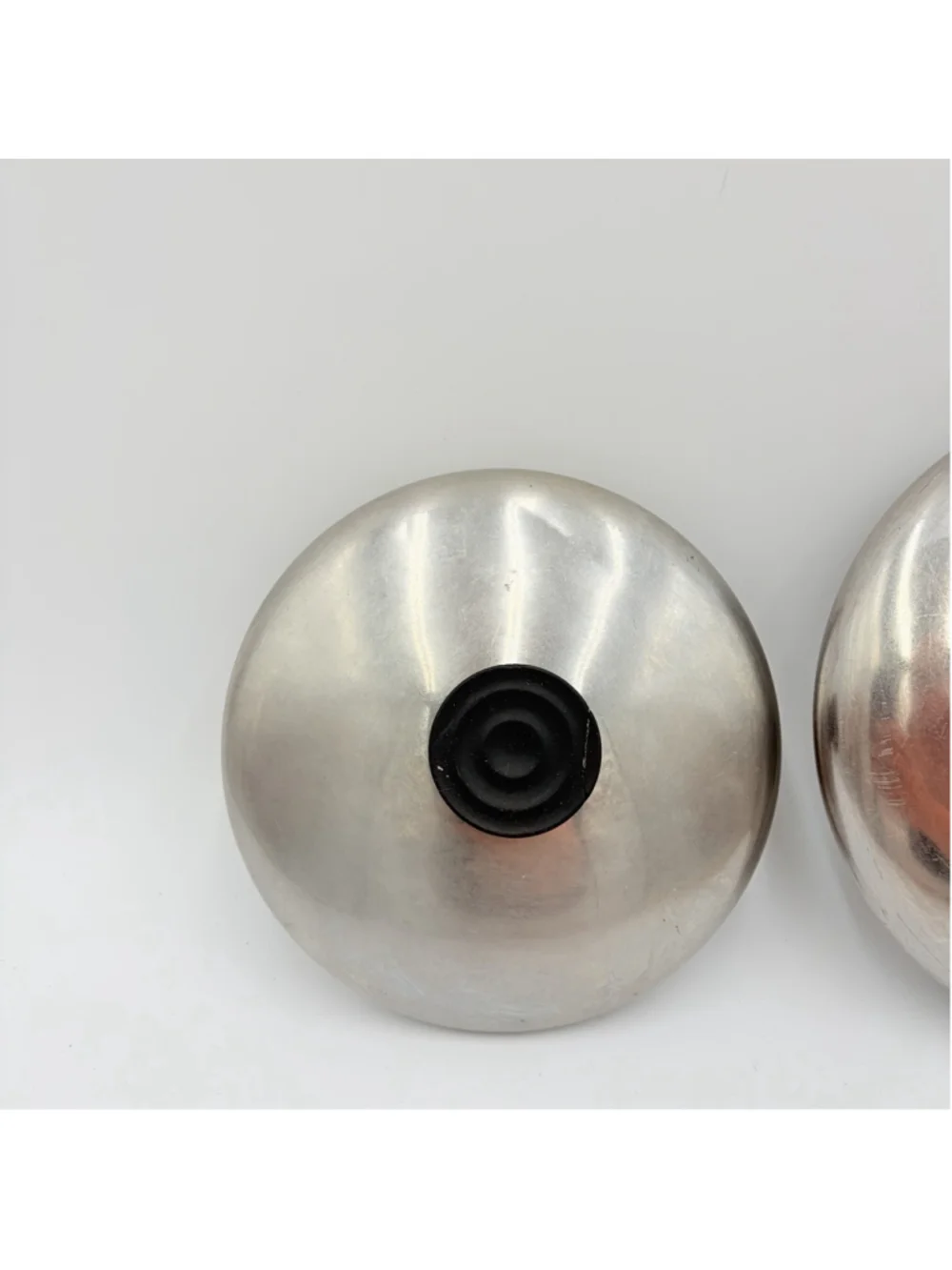 VINTAGE REVERE WARE Replacement Pot Lids Lot of 2 6” 7” Aluminum Black Knobs